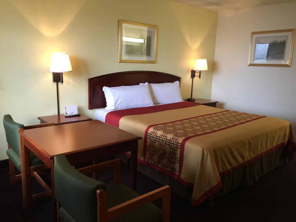 ซูเปอร์ 8 บาย วินด์แฮม เบเคอร์สฟิลด์/เซ็นทรัล Hotel เบเกอร์สฟีลด์ ห้อง รูปภาพ