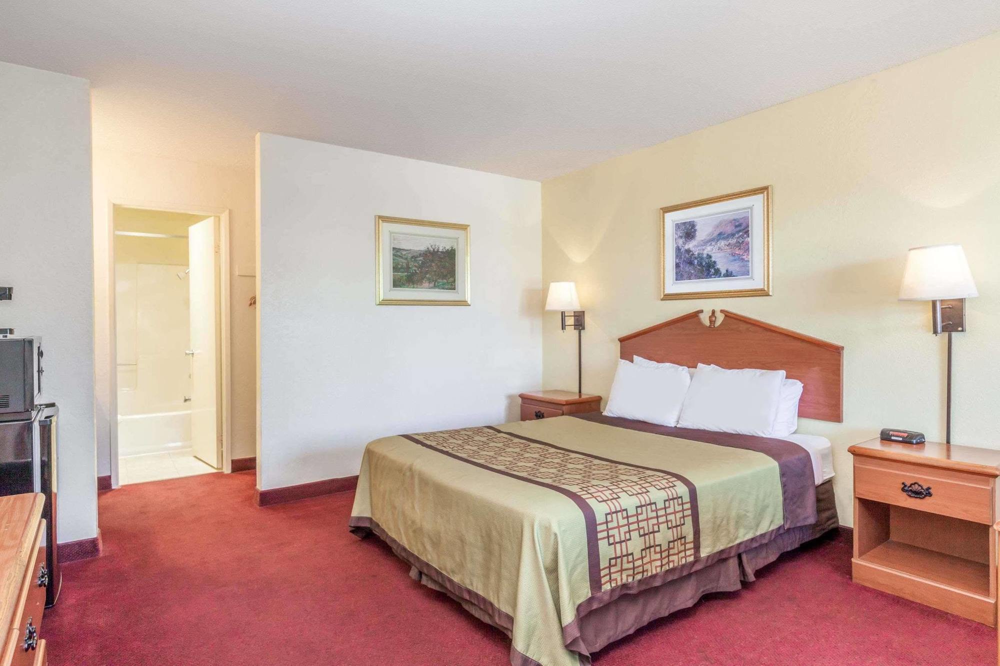 ซูเปอร์ 8 บาย วินด์แฮม เบเคอร์สฟิลด์/เซ็นทรัล Hotel เบเกอร์สฟีลด์ ภายนอก รูปภาพ
